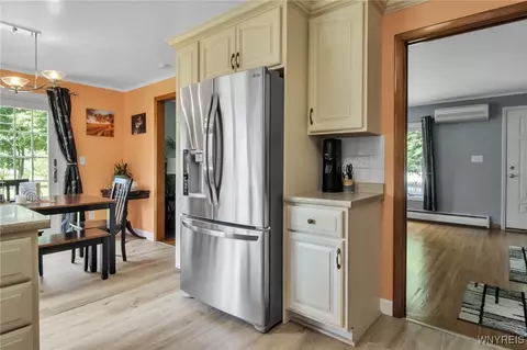 Kitchen - 669 Quaker Rd, Aurora, NY 14052 photo 4 of 4