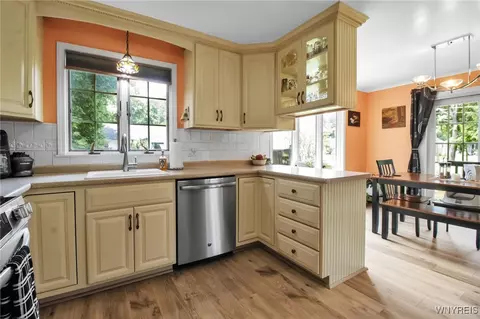 Kitchen - 669 Quaker Rd, Aurora, NY 14052 photo 3 of 4