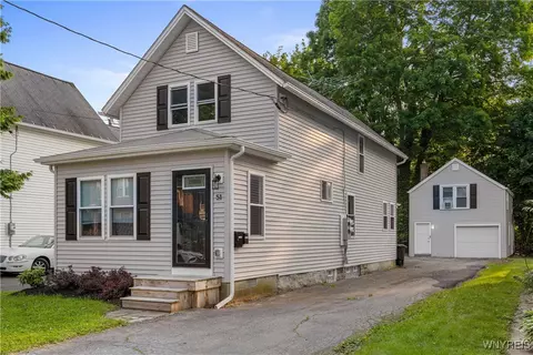 51 S Lake St, Hamburg, NY 14075