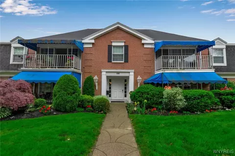 108 Hickory Hill Rd #H, Amherst, NY 14221