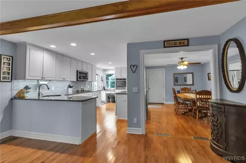 59 Exeter Rd, Amherst, NY 14221 photo 14