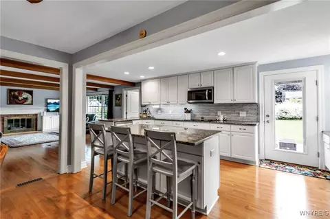 59 Exeter Rd, Amherst, NY 14221 photo 12