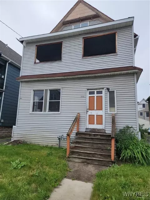 114 Edson St, West Seneca, NY 14210