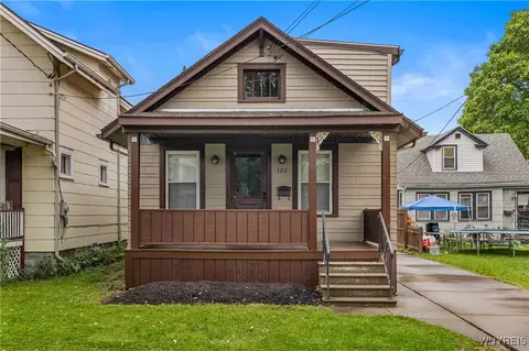 122 69th St, Niagara Falls, NY 14304