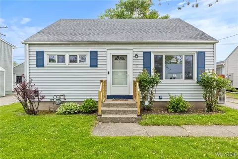 20 Ontario Dr, Cheektowaga, NY 14225