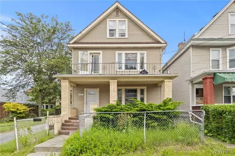 1319 Electric Ave, Lackawanna, NY 14218