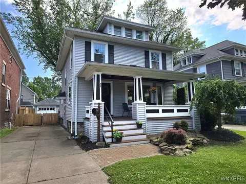 43 Wardman Rd, Kenmore, NY 14217