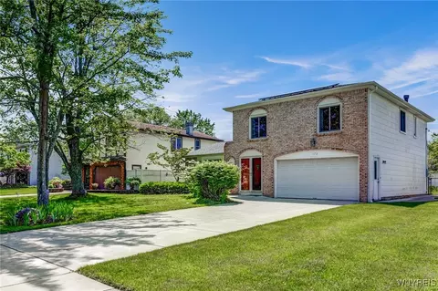 172 Shetland Dr, Amherst, NY 14221