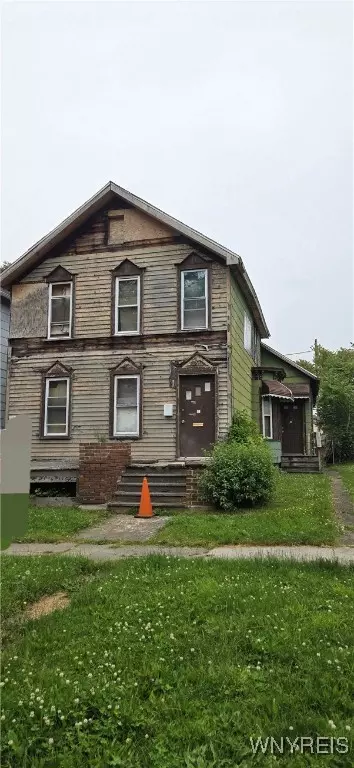 621 4th St, Niagara Falls, NY 14301