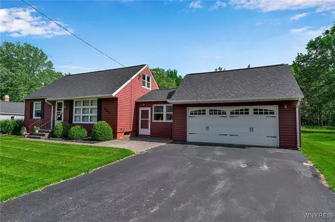 801 Klein Rd, Amherst, NY 14221