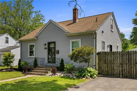 407 Windermere Blvd, Amherst, NY 14226