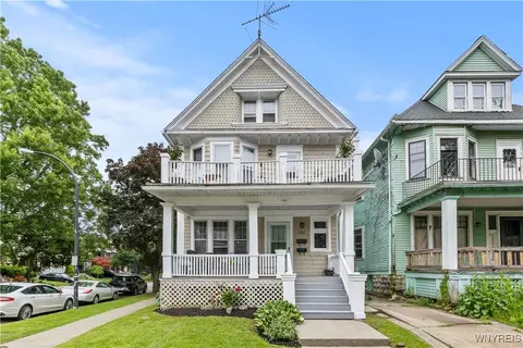 343 Baynes St, Buffalo, NY 14213