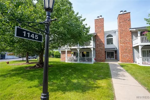 1145 Youngs Rd #G, Amherst, NY 14221
