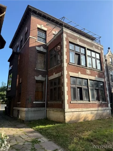 192 Bidwell Pkwy, Buffalo, NY 14222
