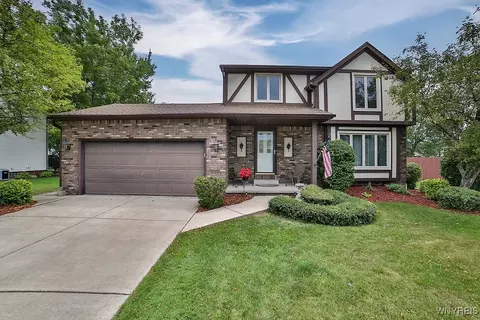 137 Villa Maria Rd, West Seneca, NY 14224