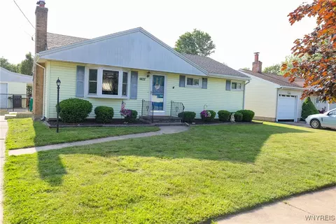 1422 Master St, North Tonawanda, NY 14120
