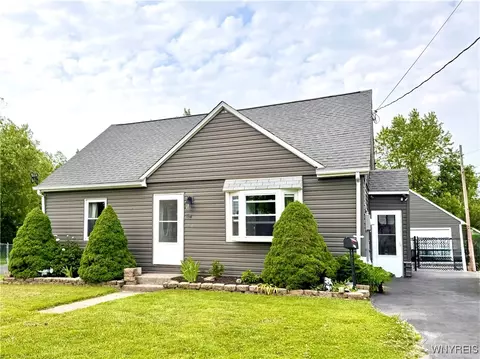 64 Burmon Dr, Orchard Park, NY 14127