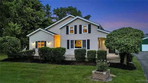 2391 Hess Rd, Appleton, NY 14008