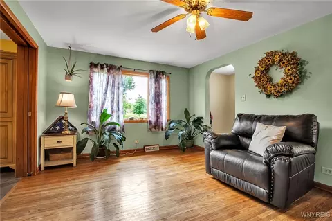 2391 Hess Rd, Appleton, NY 14008 photo 9