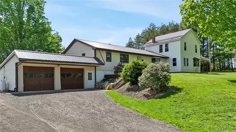 11577 Armison Rd, Fillmore, NY 14735