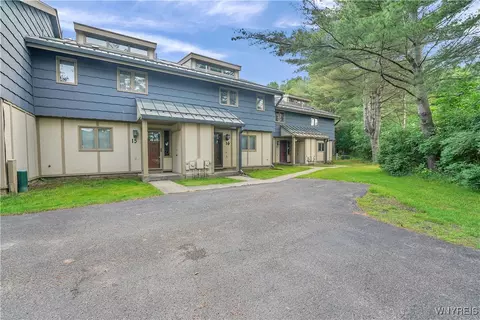 18 Alpine Mdws, Ellicottville, NY 14731