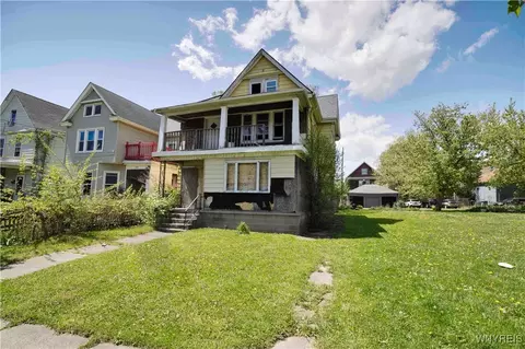 424 13th St, Niagara Falls, NY 14303