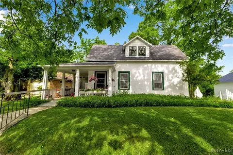 158 Mill St, Amherst, NY 14221
