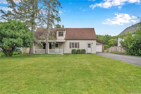 464 Rowley Rd, Depew, NY 14043