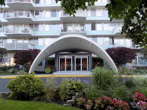 1088 Delaware Ave #6C, Buffalo, NY 14209