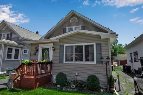 338 Kinsey Ave, Kenmore, NY 14217