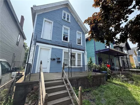 156 14th St, Buffalo, NY 14213
