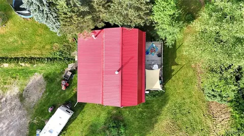 8368 Higgins Rd, Freedom, NY 14065 photo 9