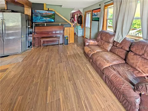 8368 Higgins Rd, Freedom, NY 14065 photo 24