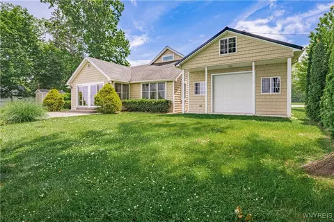 353 Ontario St, Wilson, NY 14172
