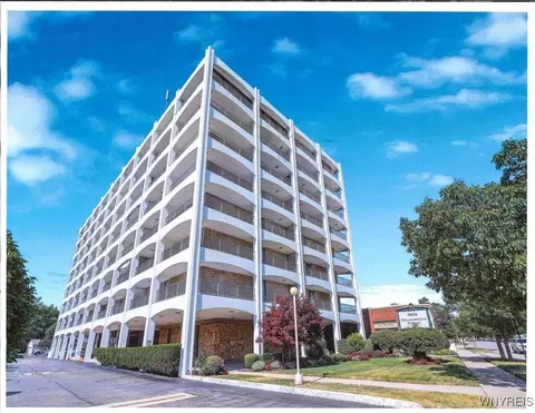 5854 Main St #601, Amherst, NY 14221