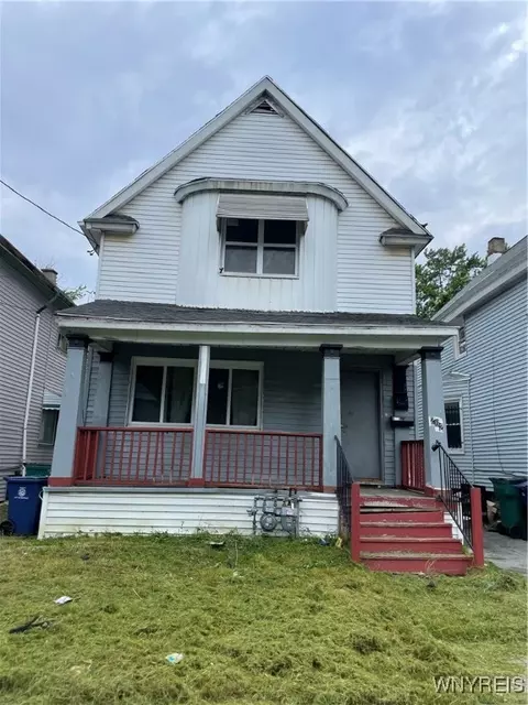 262 Sumner Pl, Buffalo, NY 14211