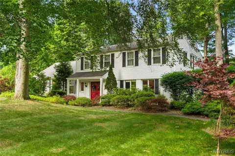 100 Rollingwood St, Amherst, NY 14221
