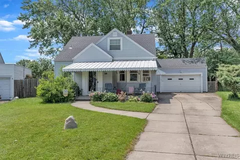 28 Charnwood Dr, Cheektowaga, NY 14215
