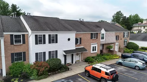 270 Buffalo Rd #55, Aurora, NY 14052