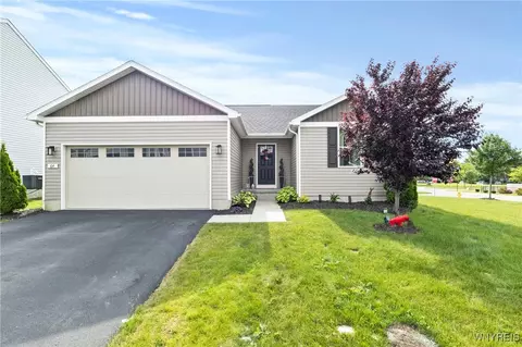 64 Allie Ln, Hamburg, NY 14075