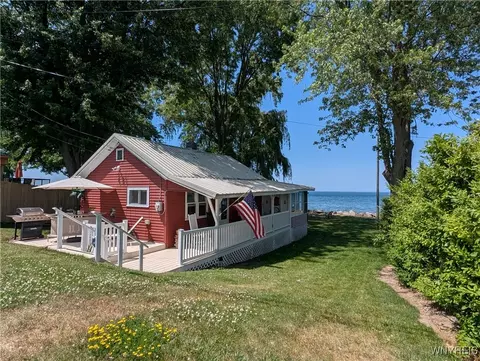 10337 Chaffee Ln, Yates, NY 14098