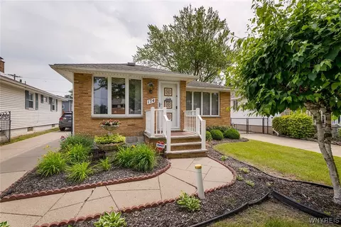 174 Homewood Ave, Buffalo, NY 14217