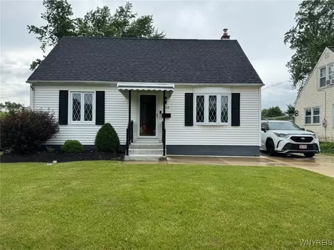 250 Wilmington Ave, Tonawanda, NY 14150