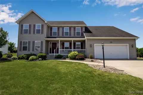 3866 Stone Ridge Rd, Wheatfield, NY 14120