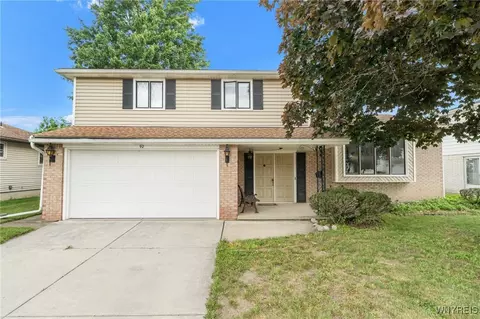 92 W Cavalier Dr, Cheektowaga, NY 14227