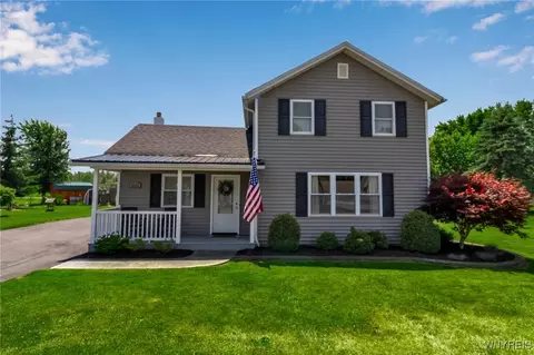9272 Griswold St, Royalton, NY 14001