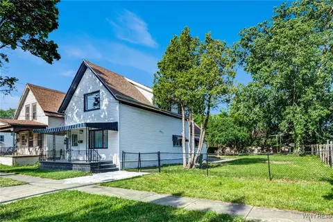 27 Rohr St, Buffalo, NY 14211
