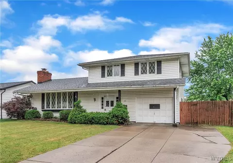 32 Rumson Rd, Amherst, NY 14228