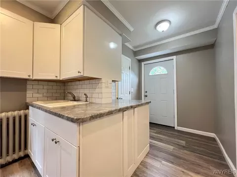91 Hammerschmidt Ave, Buffalo, NY 14210 photo 9
