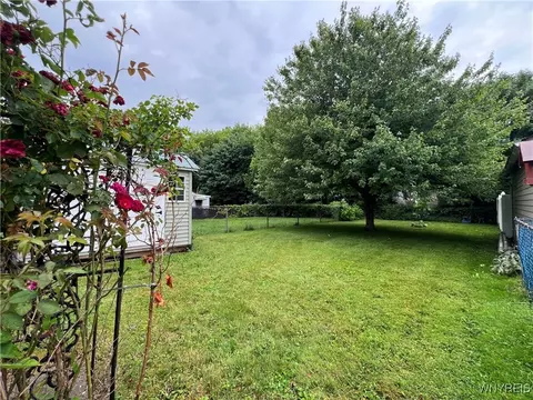 91 Hammerschmidt Ave, Buffalo, NY 14210 photo 32